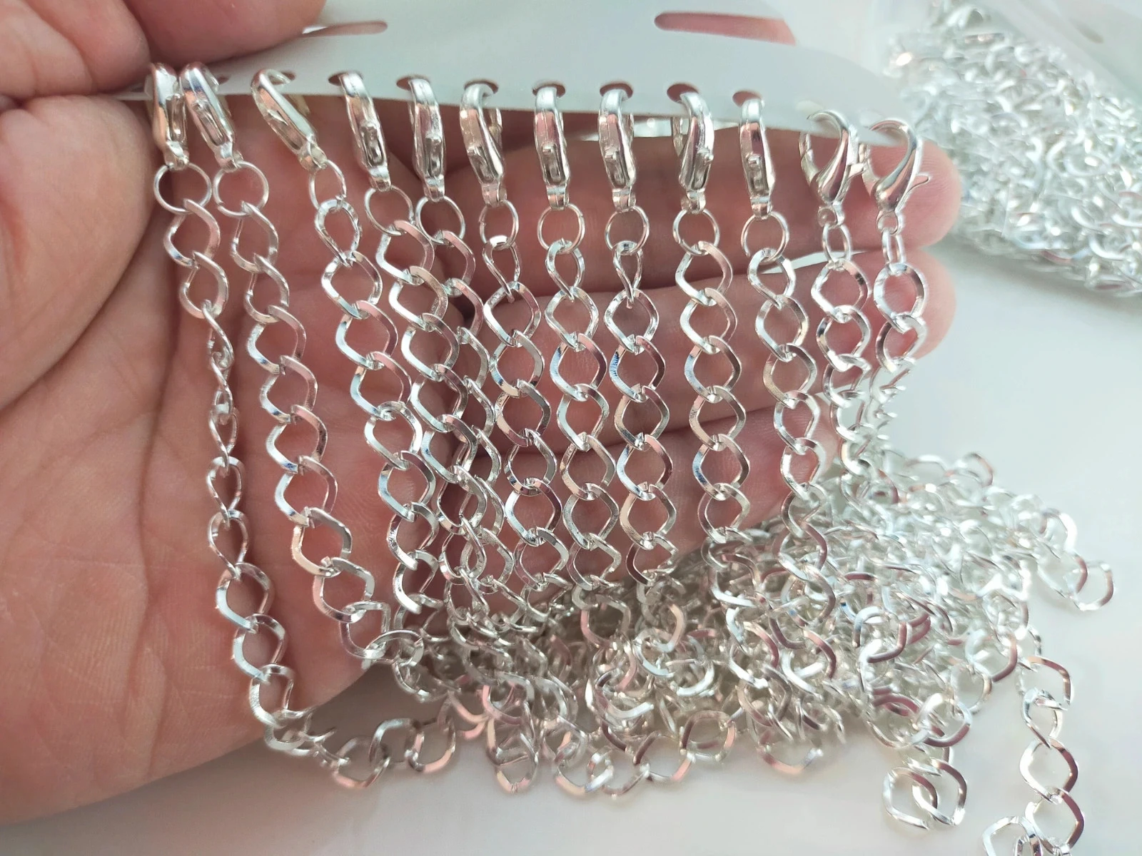 36 verzilverde armbanden met ketting 20cm lot nr. 6585 – photo 3